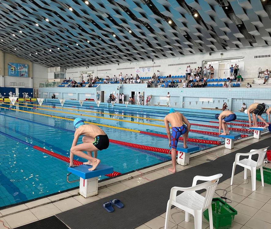 Около 200 спортсменов примут участие в Открытых всероссийских детско-юношеских соревнованиях по плаванию спорта лиц с ПОДА