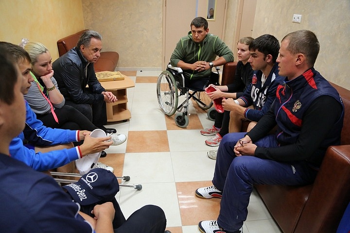 На РУТБ Минспорта России в г. Руза состоялась встреча Министра спорта РФ В.Л. Мутко и сборной команды России по академической гребле спорта лиц с ПОДА