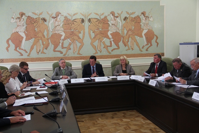 Руководители Всероссийской федерации спорта лиц с ПОДА  в Минспорте России  приняли участие в заседании Штаба по контролю за обеспечением подготовки спортивных сборных команд России к XI Паралимпийским зимним играм 2014 года в г. Сочи под руководством зам