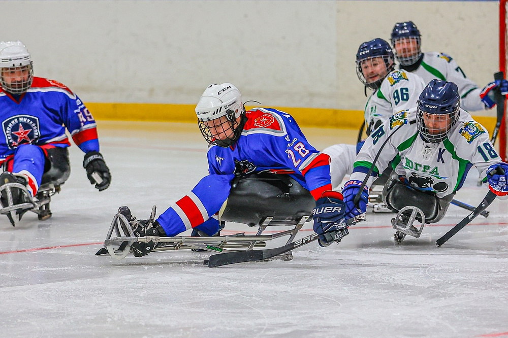Финальный круг чемпионата России по следж-хоккею стартовал на РУТБ «Ока» в Алексине