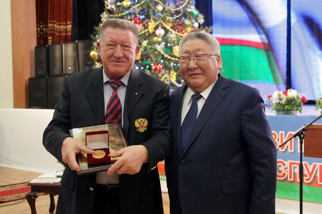 Л. Н. Селезнев, П. А. Рожков в г. Якутске (Республика Саха (Якутия))  приняли участие  в  Региональной научно-практической конференции "Состояние, опыт и перспективы развития физкультурного движения Якутии»,  посвященной  90-летию развития физической кул