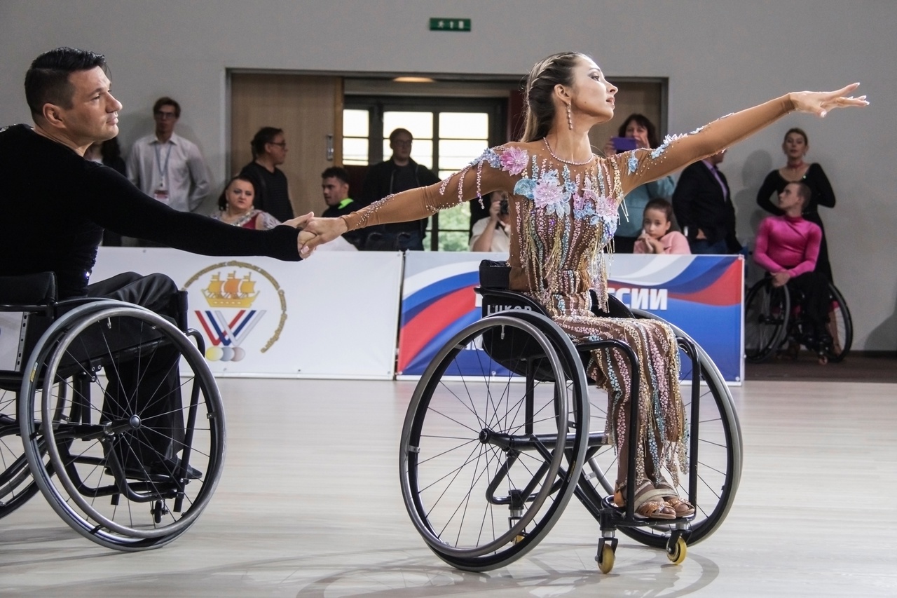 200 спортсменов разыграют медали 17 чемпионата России по танцам на колясках