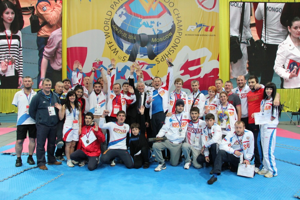 П.А. Рожков во дворце спорта "Динамо" принял участие в награждении чемпионов и призеров соревнований заключительного дня чемпионата мира по пара-тхэквондо