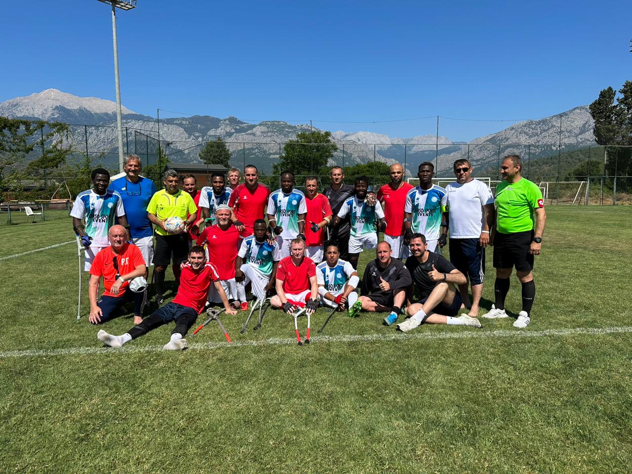 Сборная команда России по футболу ампутантов заняла второе место на международных соревнованиях в Турции