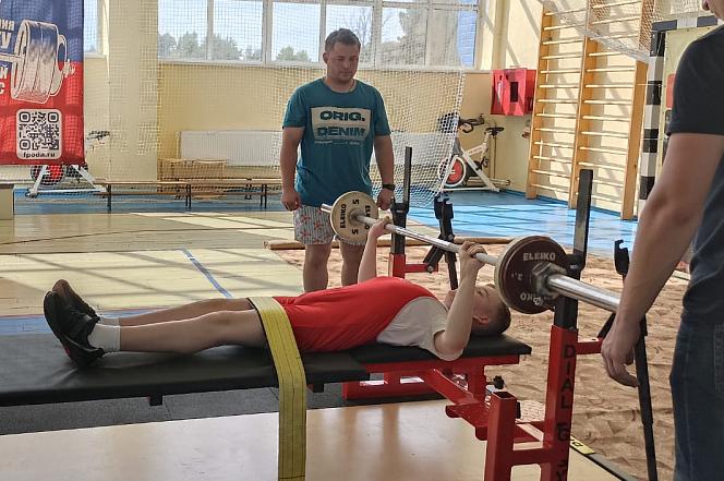 В Москве состоятся Открытые всероссийские детско-юношеские соревнования по пауэрлифтингу среди лиц с ПОДА