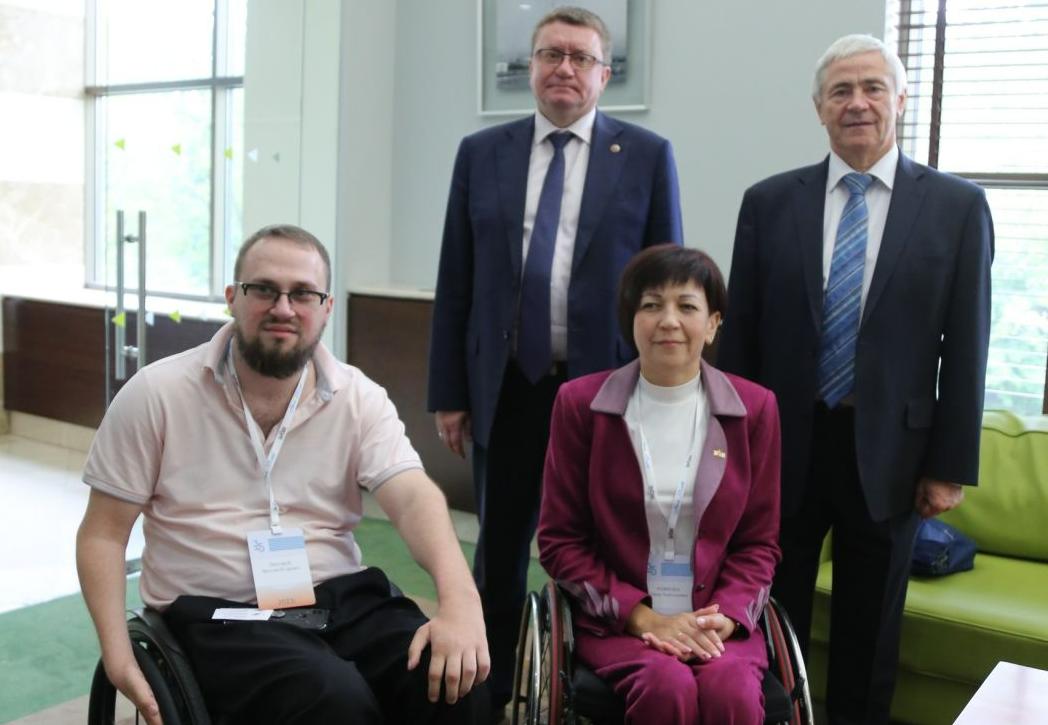        П.А. Рожков, А.А. Строкин во время Торжественного заседание правления Всероссийского общества инвалидов встретились с председателями ВОИ в Донецкой и Луганской народных республик      