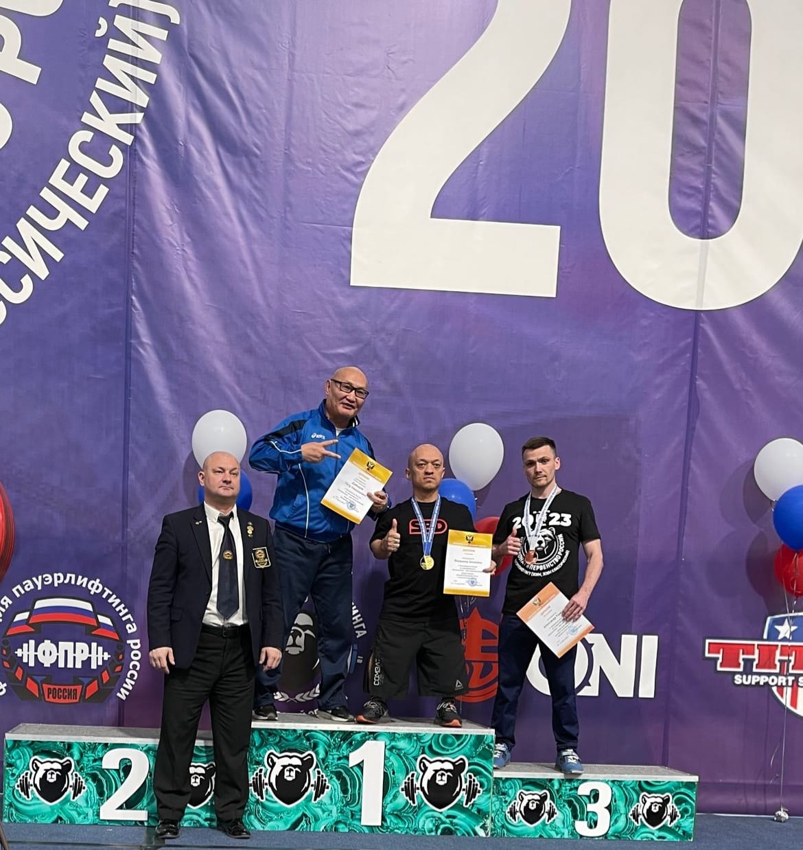 Серебряный призер Паралимпийских игр Владимир Балынец выиграл чемпионат России по классическому жиму, проводимый Федерацией пауэрлифтинга России 